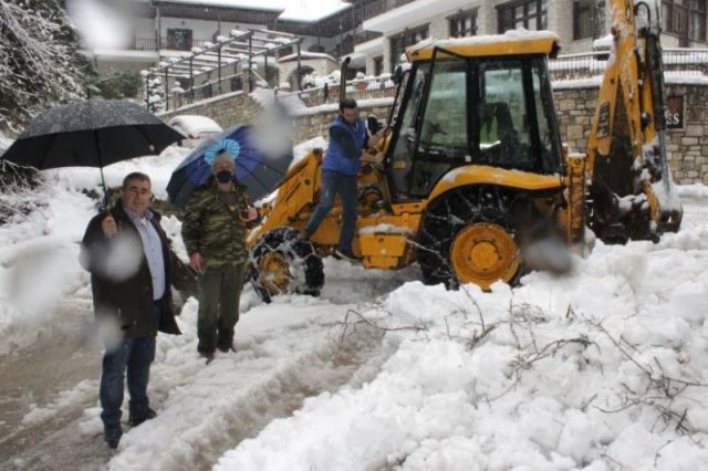 Σε πλήρη ετοιμότητα ο μηχανισμός του Δήμου Πύλης απέναντι στο χιονιά