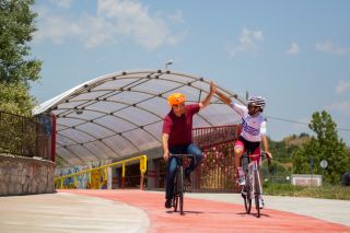 Σε... πεντάλ η βράβευση τρικαλινού πρωταθλητή ποδηλασίας από τον Δήμο Τρικκαίων