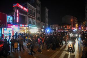Κορονοϊός: Χάος στην Τουρκία μετά το ξαφνικό lockdown το βράδυ της Παρασκευής-Πανικός και ουρές στα καταστήματα