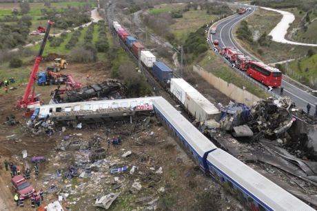 Θρήνος στα Τρίκαλα: Νεκρές τρεις 19χρονες φοιτήτριες που επέβαιναν στο μοιραίο τρένο