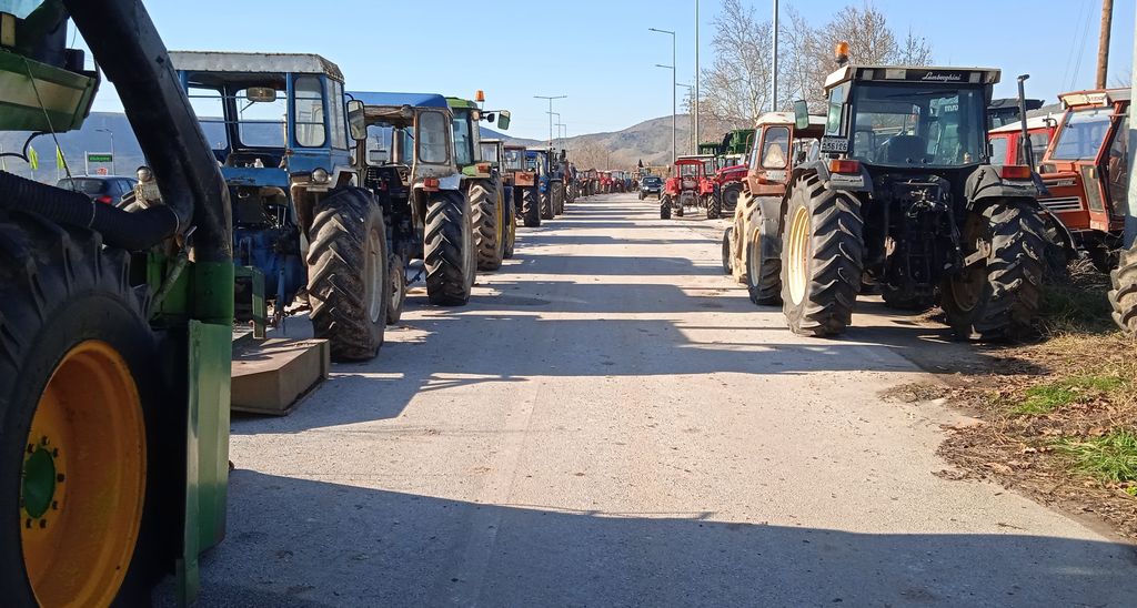 Σε αποκλεισμό της Ε.Ο. Τρικάλων – Λάρισας στο Ζάρκο προχωράνε αύριο Παρασκευή οι αγρότες
