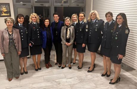 Με επιτυχία «Η θετική συμβολή των γυναικών στην Αστυνομία και τις Ένοπλες Δυνάμεις» στο Αστυνομικό Μέγαρο Λάρισας 